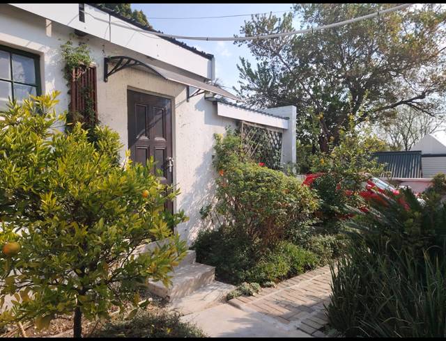 3 BEDROOM FREEHOLD FOR SALE IN VORNA VALLEY